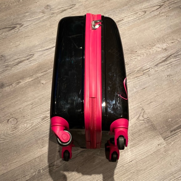 2013 Monster High Rolling Luggage Carry On - Picture 4 of 8